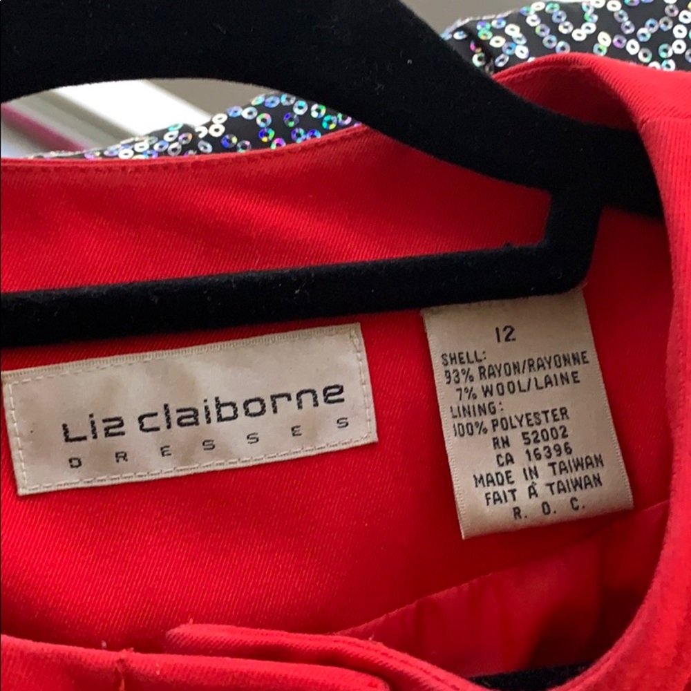 Red form fitted jacket - Picture 2 of 4